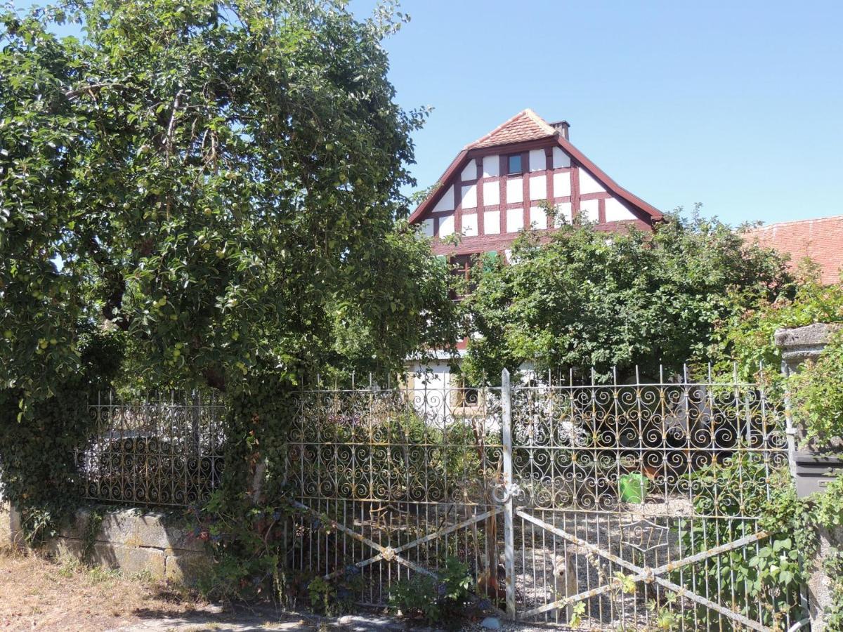 Pilger- Und Radlerherberge Herberge Im Hofhaus Colmberg Exteriör bild