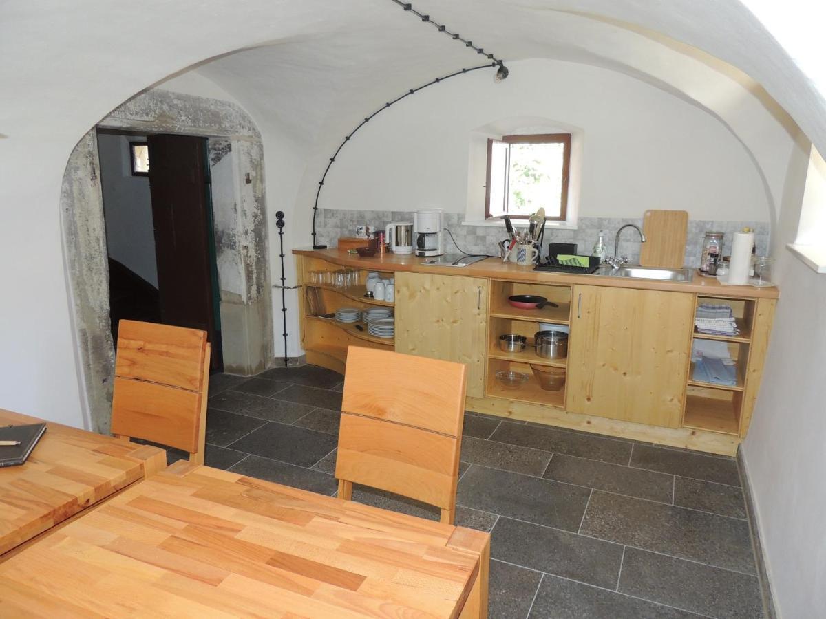 Pilger- Und Radlerherberge Herberge Im Hofhaus Colmberg Exteriör bild